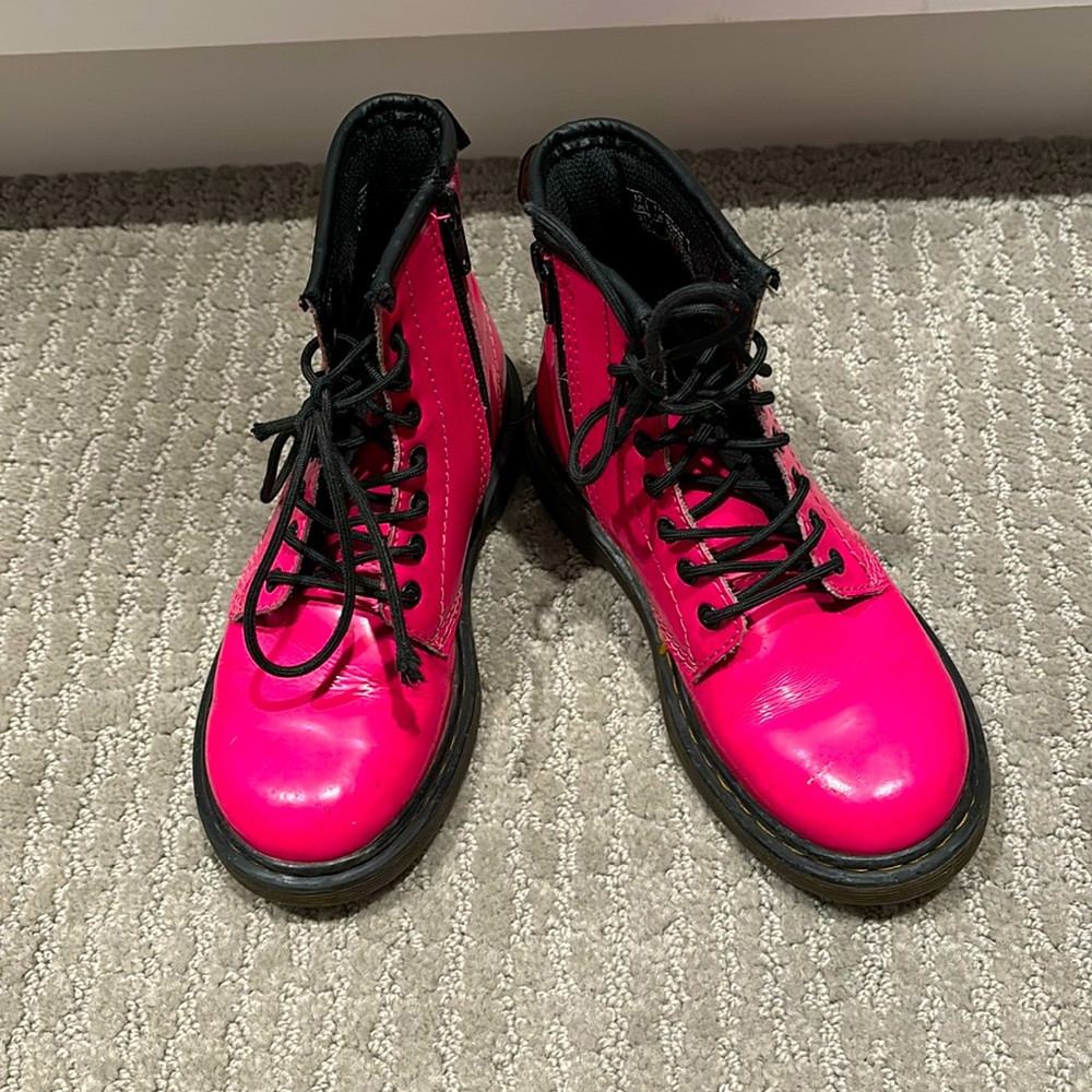 Dr. Martens Kids Boots in Pink and Black